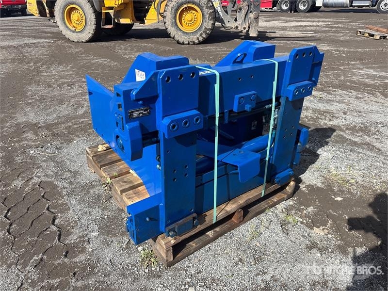 Rightline LBM289-SR-3C Bale Squeeze Attachment Landbrug - Andet