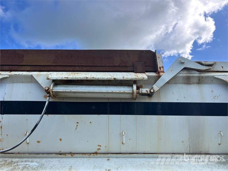  RNO 32 ft T/A Frameless End Dump Trailer Самосвали