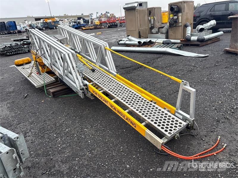 Robert Hydraulique RH38D 31 ft 1 in Telescopic Truck Moun Drugi deli