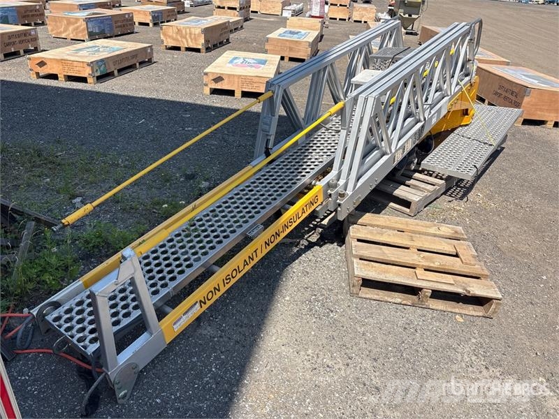 Robert Hydraulique RH38D 31 ft 1 in Telescopic Truck Moun مكونات أخرى