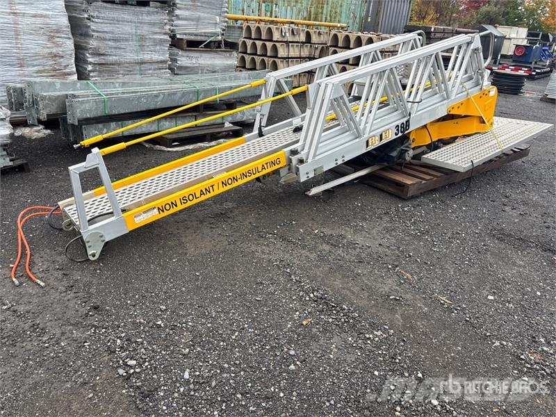 Robert Hydraulique RH38D 31 ft 1 in Telescopic Truck Moun Drugi deli