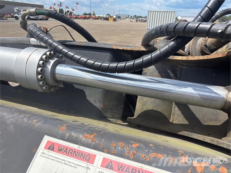 Rotobec 3212ROD 36 in Pole and Pipe Excavator Grapple Grapples