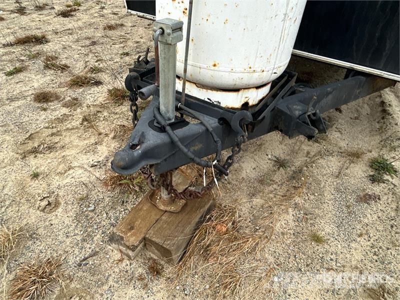 Roughneck 24 ft x 8 ft Portable T/A Wellsite Construcción - Otros