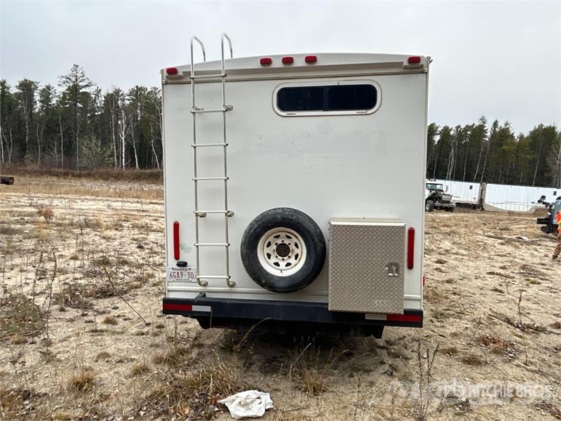 Roughneck 24 ft x 8 ft Portable T/A Wellsite Construcción - Otros