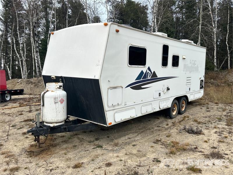 Roughneck Travel Trailer Будтехніка - Інші