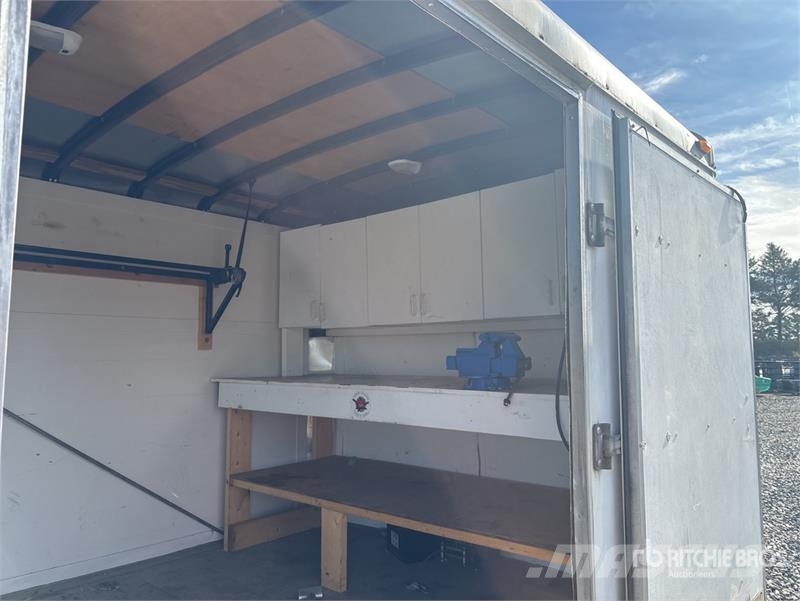 Royal Cargo RCT 8.5x24TA2 T/A Enclosed Trailer Sanduk prikolice