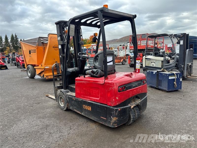 Royal E20E 2000 kg 3-Wheel Electric Forklift Elektritõstukid