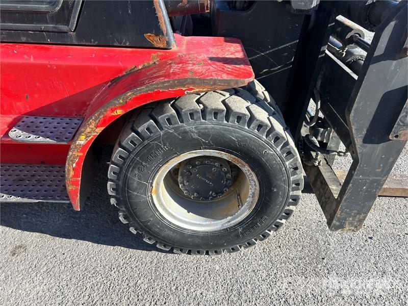 Royal H70B 7000 kg 4x2 Rough Terrain Forklift Vanterenski viljuškar