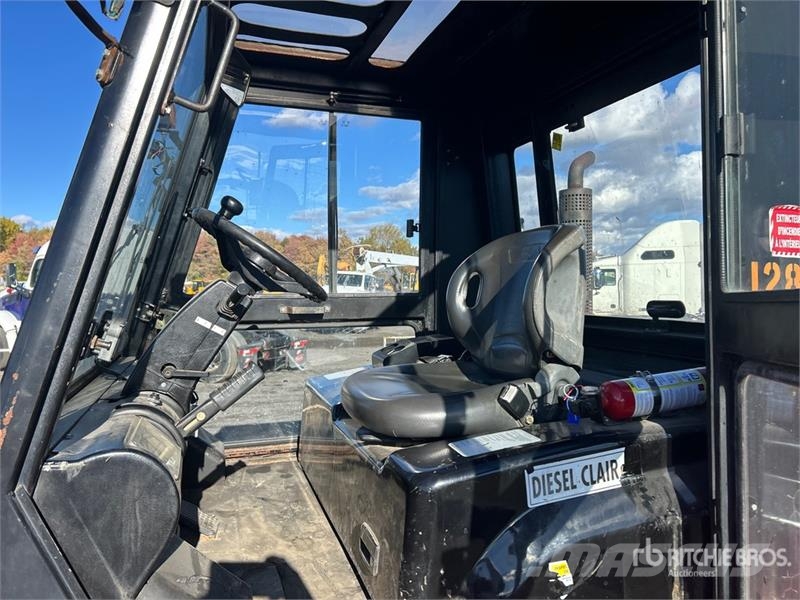 Royal H70B 7000 kg 4x2 Rough Terrain Forklift Vanterenski viljuškar
