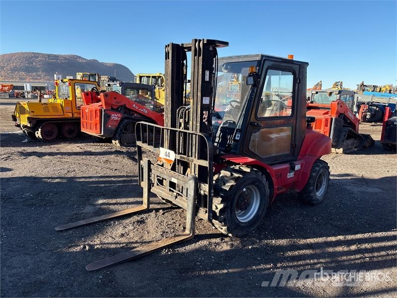 Royal T25EG-4 5291 lb 4x4 Rough Terrain Forklift 험지용 트럭