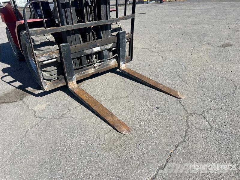 Royal T35EG-4 3500 kg 4x4 Rough Terrain Forklift Φορτηγά ανώμαλου εδάφους