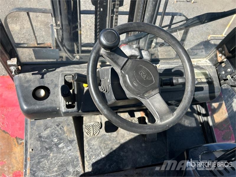 Royal T35EG-4 3500 kg 4x4 Rough Terrain Forklift Φορτηγά ανώμαλου εδάφους