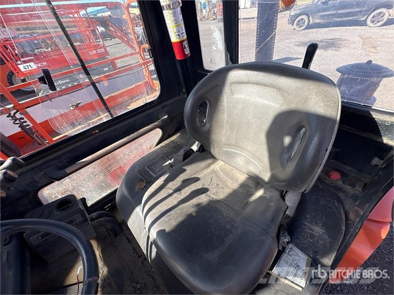 Royal T35Y 3500 kg 4x4 Rough Terrain Forklift (Inoperabl Terénne vysokozdvižné vozíky