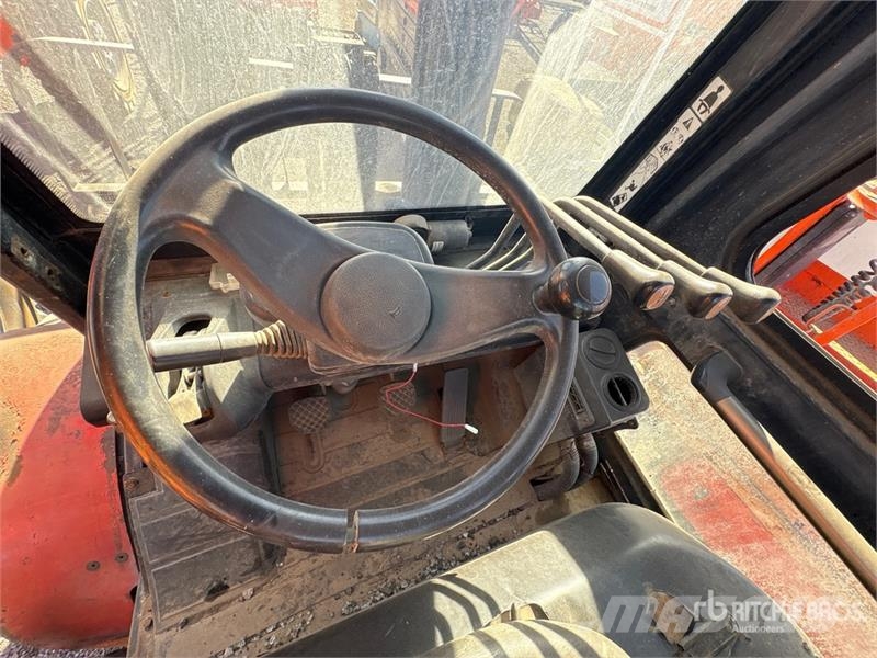 Royal T35Y 3500 kg 4x4 Rough Terrain Forklift (Inoperabl Terénne vysokozdvižné vozíky