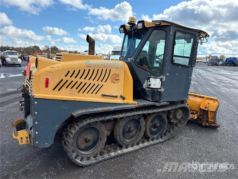 RPM Cameleon Sidewalk Plow مكونات أخرى