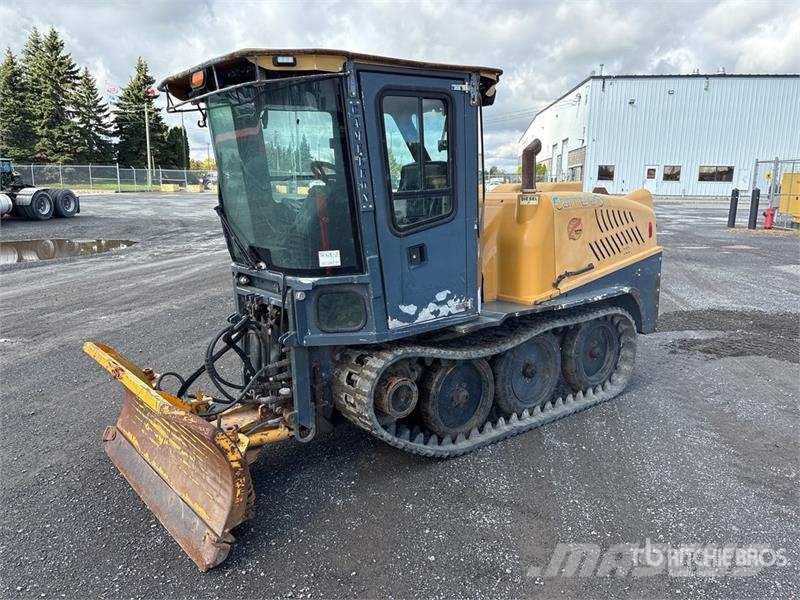 RPM Cameleon Sidewalk Plow مكونات أخرى