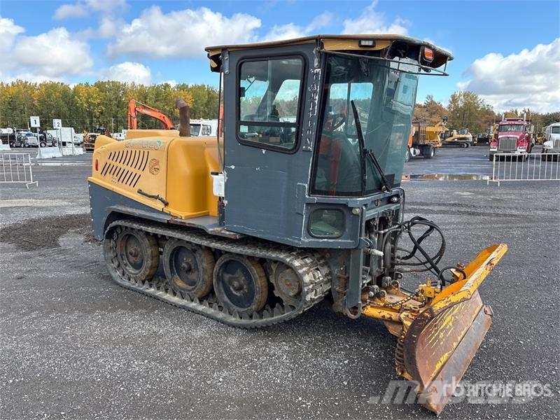 RPM Cameleon Sidewalk Plow مكونات أخرى