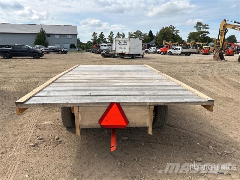 S/A Turntable 15 ft x 8 ft Bale Wagon Paalivaunut