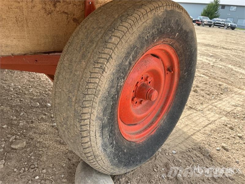  S/A Turntable Bale Wagon مقطورات الحزم