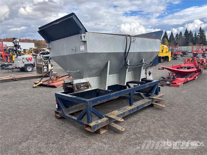  Salt Spreader معدات نشر الرمال والملح