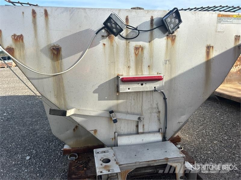 Salt Spreader Kum ve tuz serpiciler