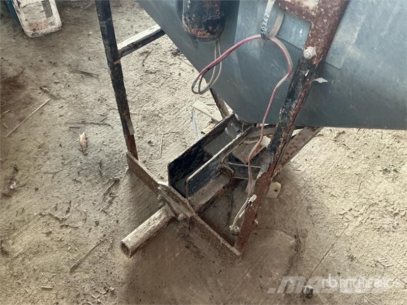  Salt Spreader Homok és Sószórók