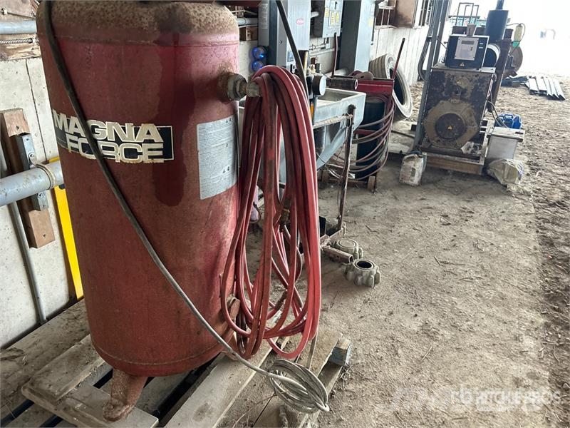 Sanborn G500BPC60V 60 gal Air Compressor Compressors