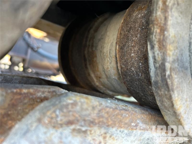 Sandvik DR560 Crawler Mounted Blasthole Drill (Inoperable) Other drilling equipment