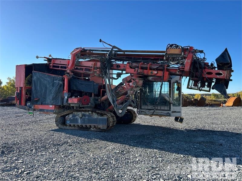 Sandvik DR560 Crawler Mounted Blasthole Drill Egyéb fúróberendezés