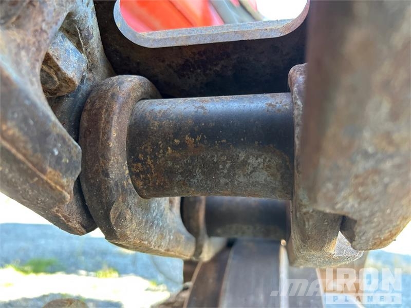 Sandvik DR560 Crawler Mounted Blasthole Drill (Inoperable) Other drilling equipment