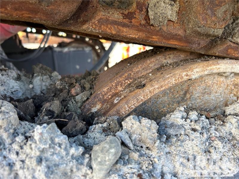 Sandvik DR560 Crawler Mounted Blasthole Drill Egyéb fúróberendezés