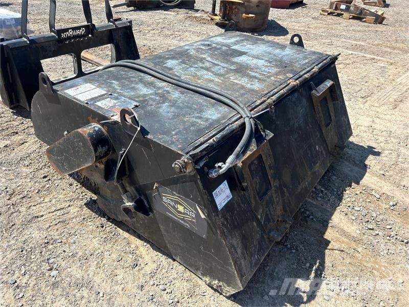 Sansar 62 in Skid Steer Sweeper Süpürgeler