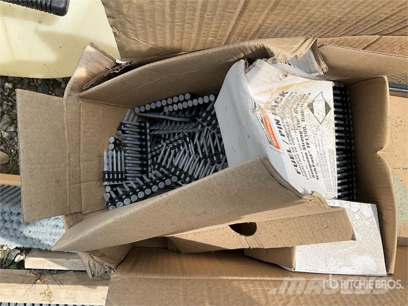 Saw, Pesticide Sprayer, Assorted Nails/Screws, Hyd Drugi deli