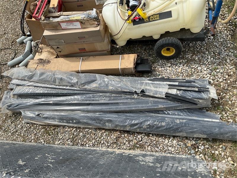 Saw, Pesticide Sprayer, Assorted Nails/Screws, Hyd Drugi deli
