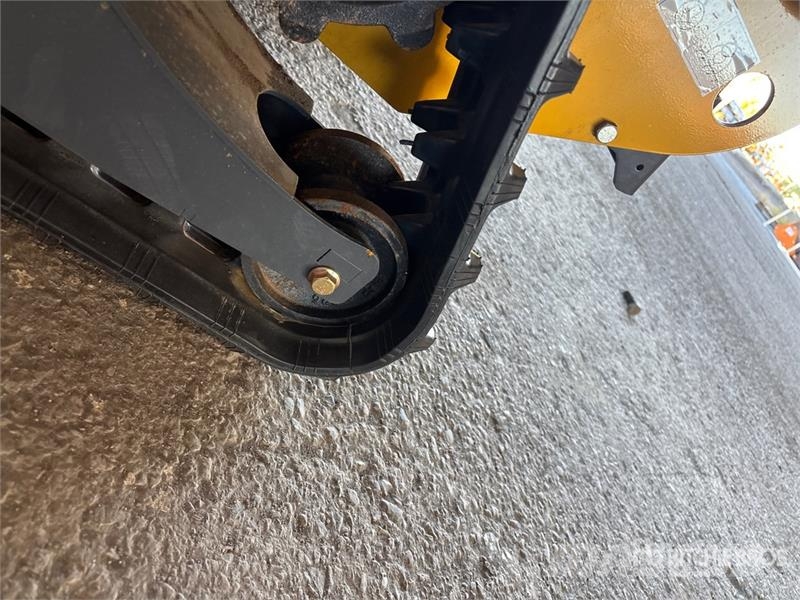 SDLANCH SSL60 Mini Compact Track Loader (Unused) Minicarregadeiras