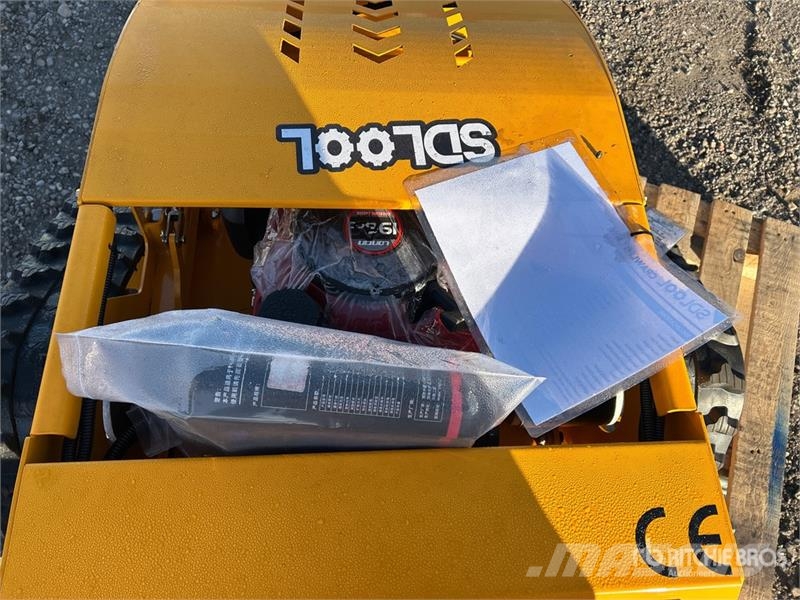  SDLOOL 800 Remote Control Lawn Mower (Unused) ركوب الحشائش