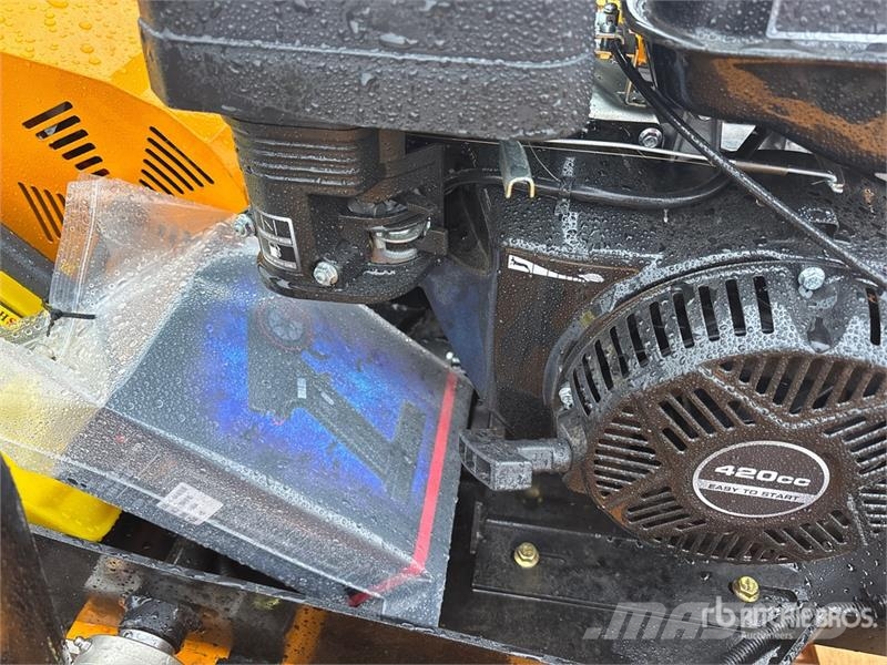  SDLOOL LM1000Q Remote Controlled Tracked Lawn Mowe Самохідні газонокосарки