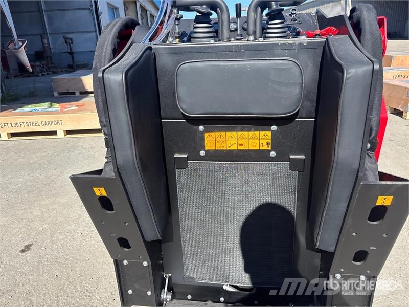 SDLOOL SL-V1000 Mini Compact Track Loader (Unused) Мини товарачи