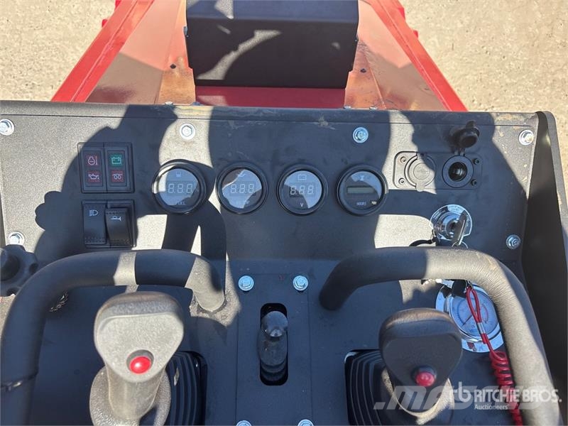 SDLOOL SL-V1000 Mini Compact Track Loader (Unused) Мини товарачи