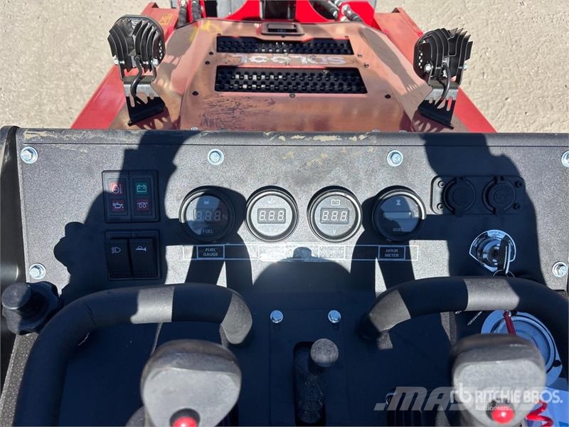 SDLOOL SL-V1000 Mini Compact Track Loader (Unused) Мини товарачи