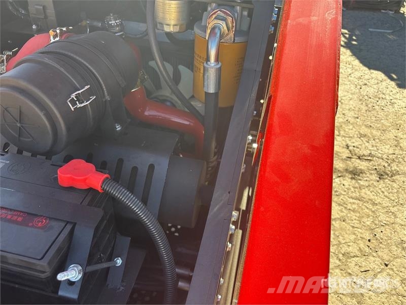 SDLOOL SL-V1000 Mini Compact Track Loader (Unused) Мини товарачи
