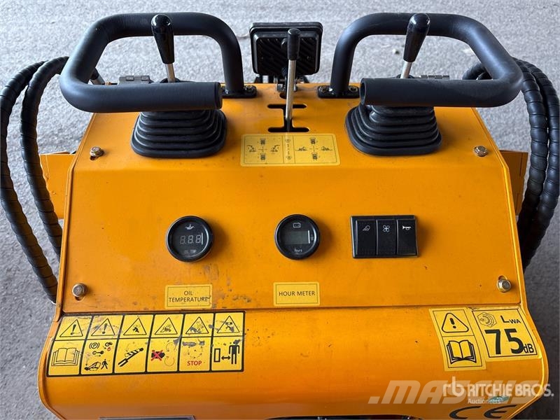  SDLOOL SL360T لوادر انزلاقية التوجيه