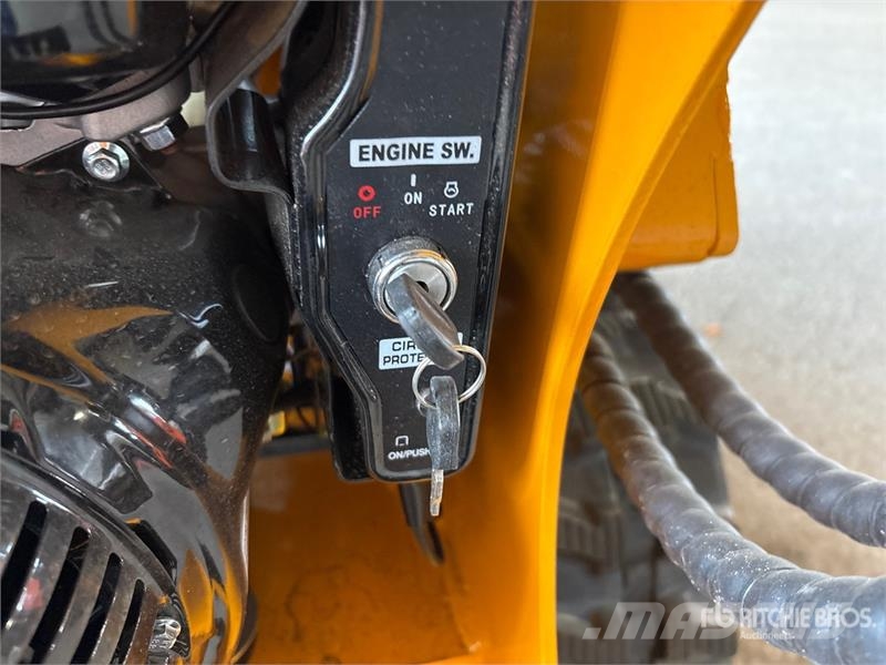  SDLOOL SL360T لوادر انزلاقية التوجيه