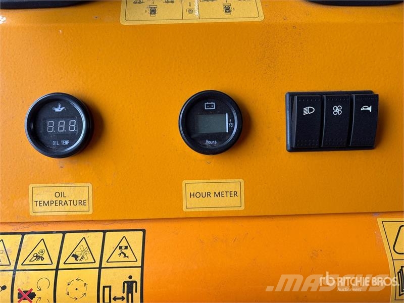  SDLOOL SL360T لوادر انزلاقية التوجيه