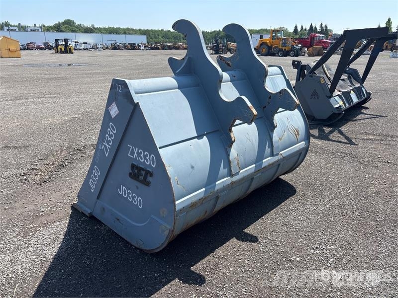 SEC JD330 72 in Q/C Cleanup Ditch Excavator Bucket Benne