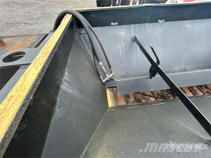 Self Salt Spreader Kum ve tuz serpiciler