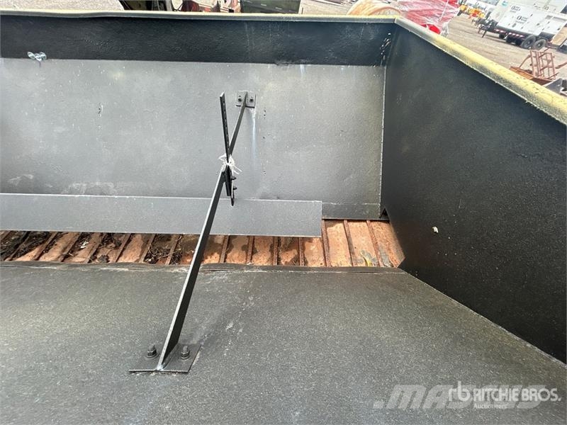  Self Salt Spreader (Inoperable) Sand and salt spreaders