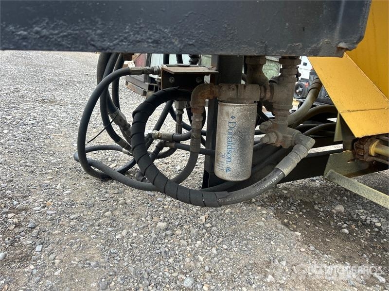  Self Salt Spreader (Inoperable) Sand and salt spreaders