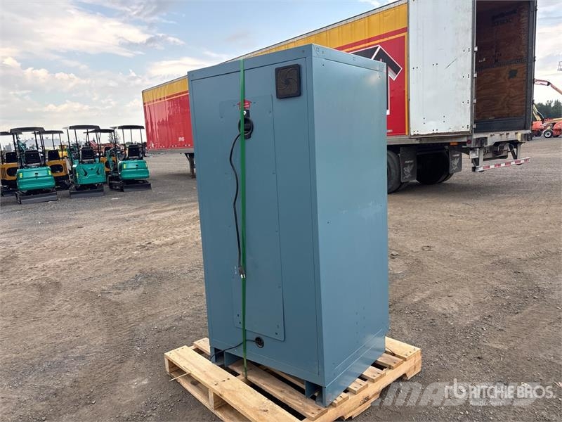 Server Cabinet Drugi deli