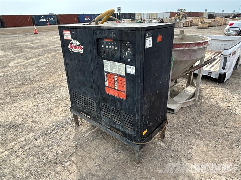 Shark SNG5-30024F Pressure Washer Korkeapainepesurit